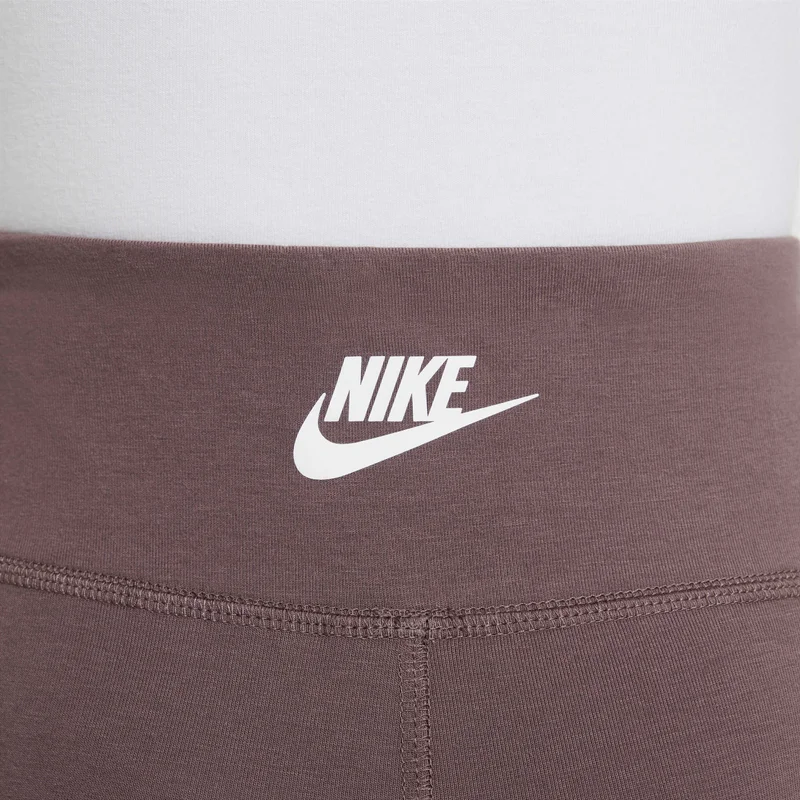 نايكي ليقنز سبورتسوير فيفوريتس للاطفال الكبار